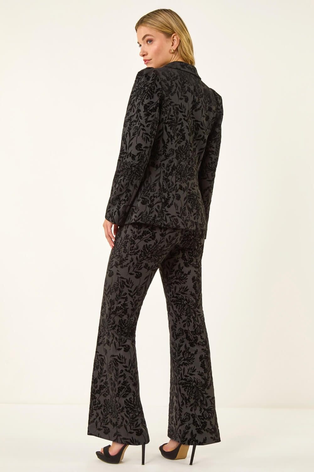 Dusk Dusk Women's Flocked Premium Stretch Blazer in Black - 4