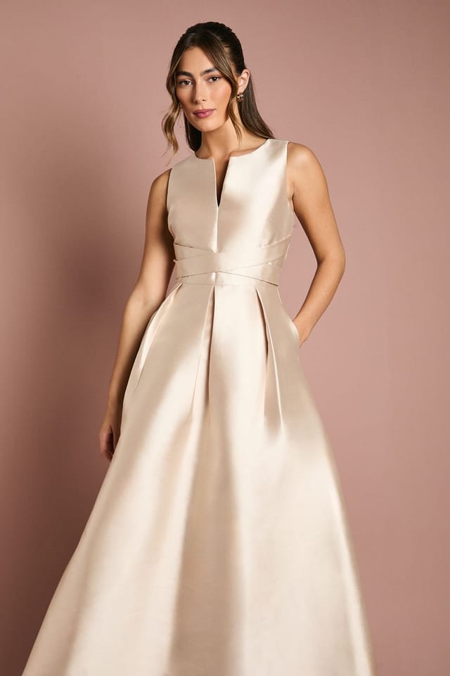 Coast Coast Women's Twill Notch Neck Neck Fit & Flare Bridesmaid Dress in Champagne - 2