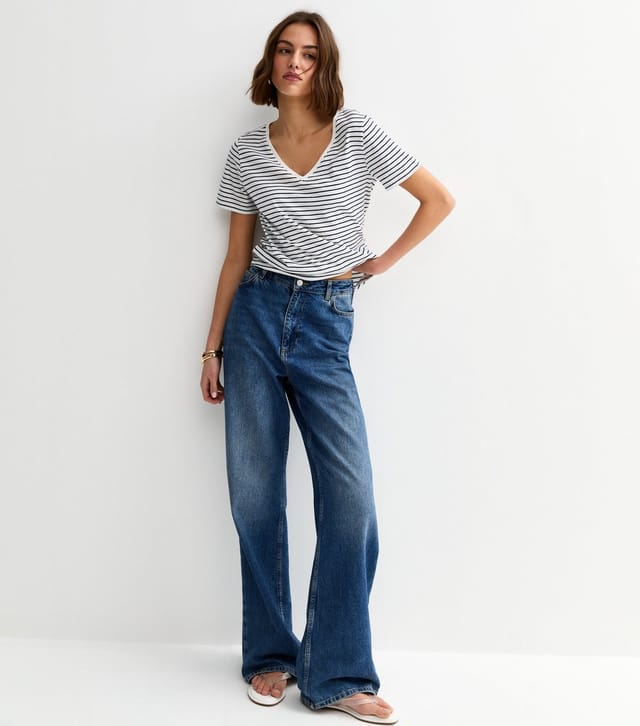 New Look Women's Cream Striped V Neck T-Shirt New Look - 3