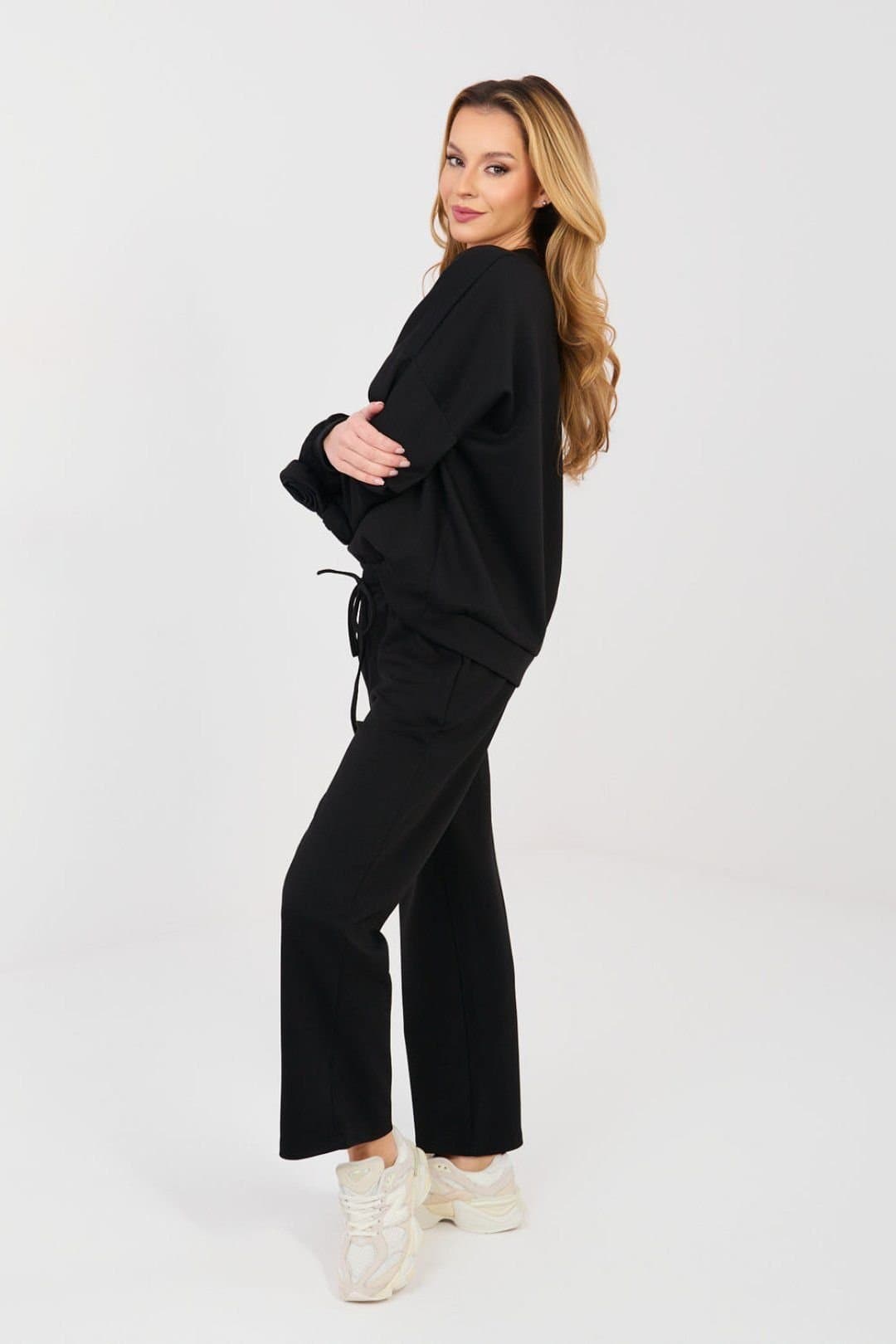 Love Lace Love Lace Women's Viscose Elastane Sweatshirt Pant Set in Black