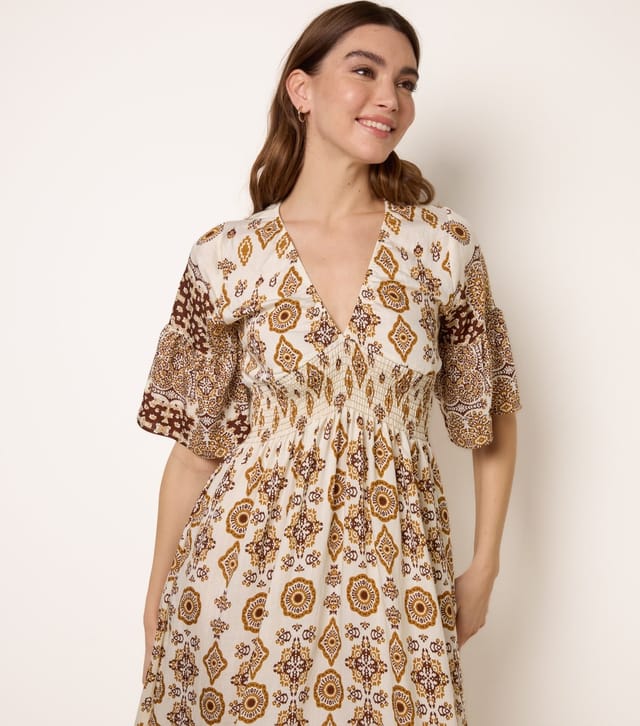 Blue Vanilla Women's Brown Border Print Midi Dress Blue Vanilla New Look - 2