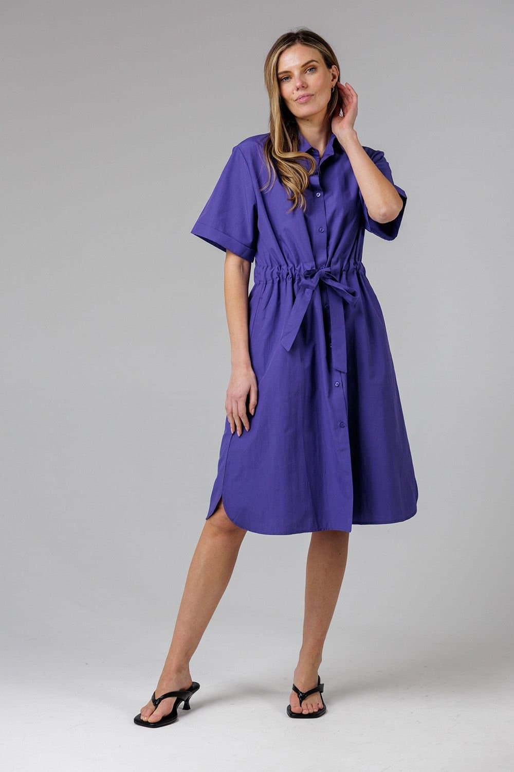 French Connection French Connection Women's Cotton Blend Short Sleeve Tie Waist Poplin Midi Shirt Dress in Blue
