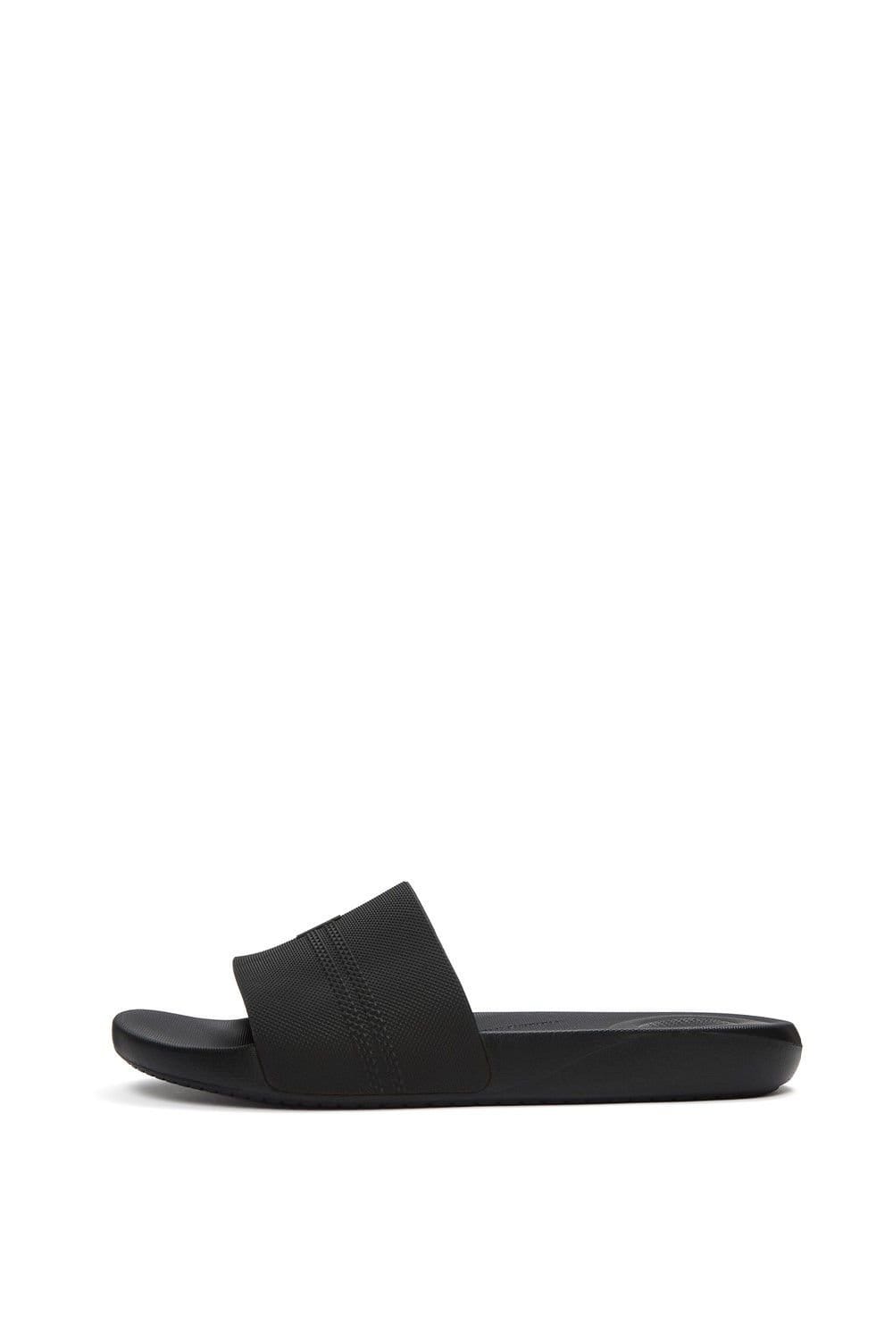 FitFlop FitFlop Men's iQushion Pool Slides in Black - 4
