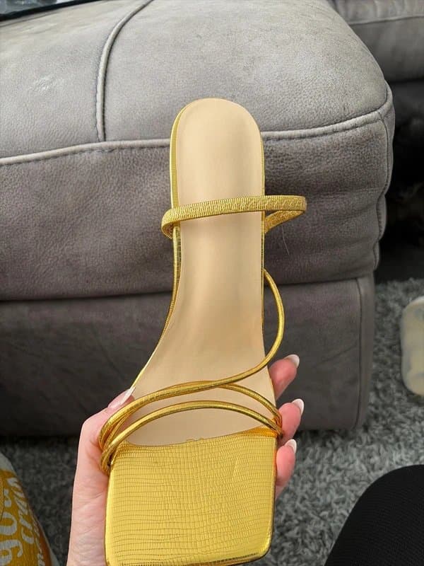 Source Unknown Women’s gold heels stunning size eu41