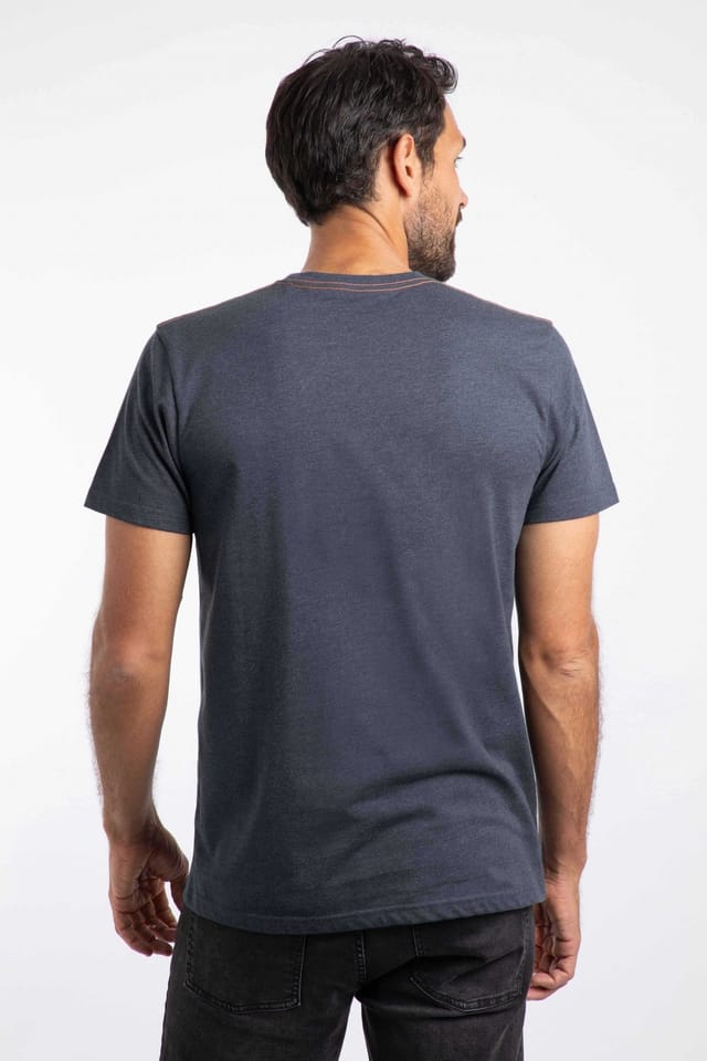 Weird Fish Weird Fish Men's Waves Front Print Graphic T-Shirt in Navy - 3