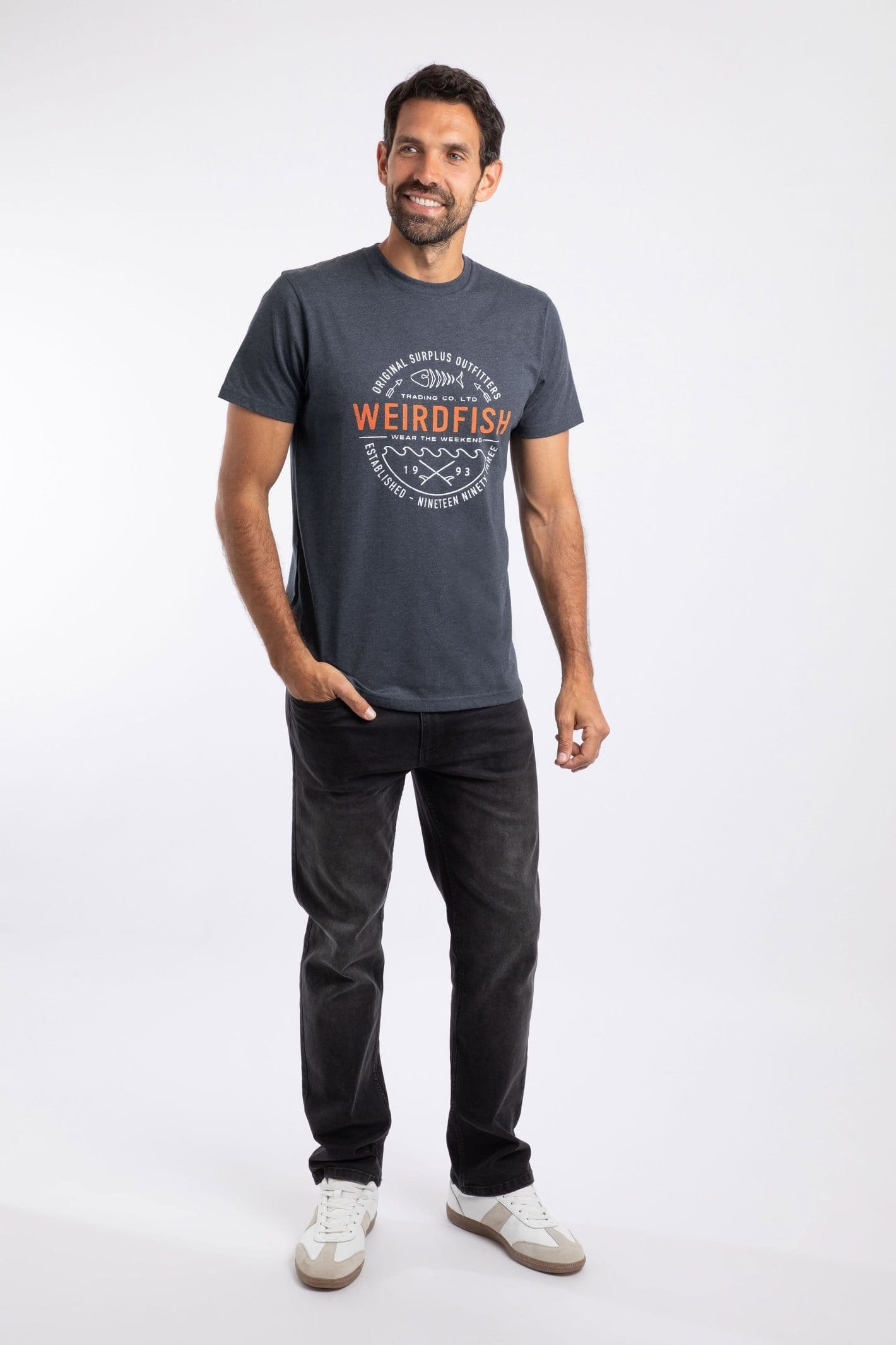 Weird Fish Weird Fish Men's Waves Front Print Graphic T-Shirt in Navy - 4