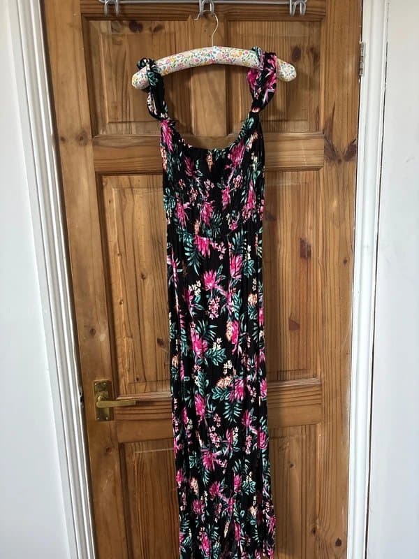 New Look New look summer dress with pink floral pattern, size small