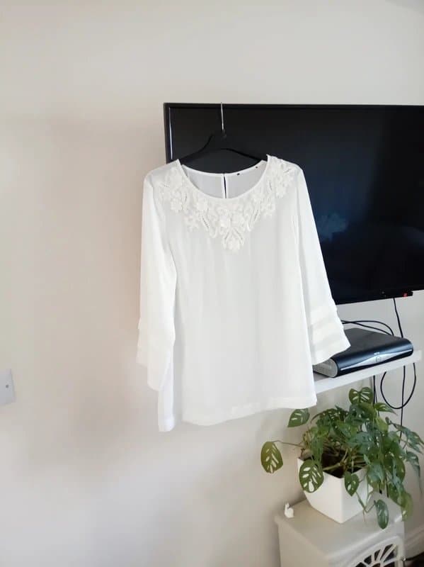 Vintage Dressing Ladies white floaty sleeve embroidered blouse top