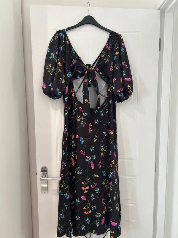 New Look New look black floral silk tie back dress