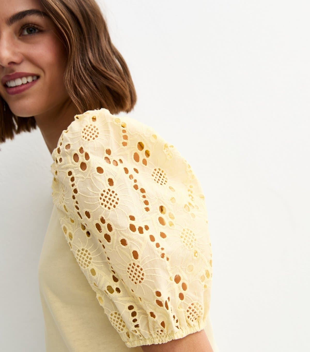 New Look Women's Light Yellow Broderie Anglaise Puff Sleeve Top New Look