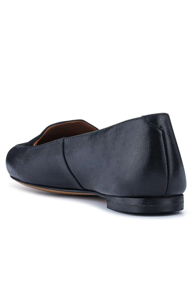 Jones Bootmaker Jones Bootmaker Women's Sicily Leather Slip-On Shoes in Black - 3