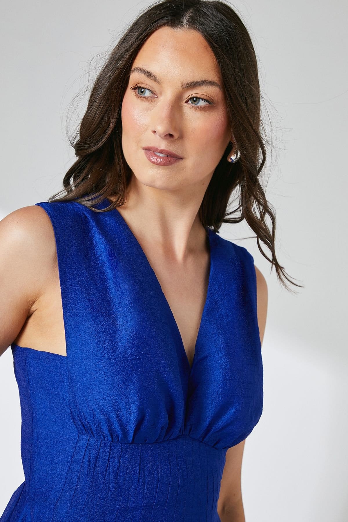 Principles Principles Women's Pleat Detail V Neck Organza Midi Dress in Blue - 4