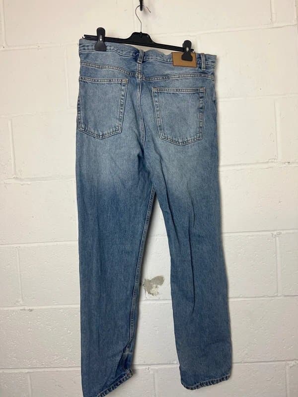 Zara zara men light blue jeans size 44