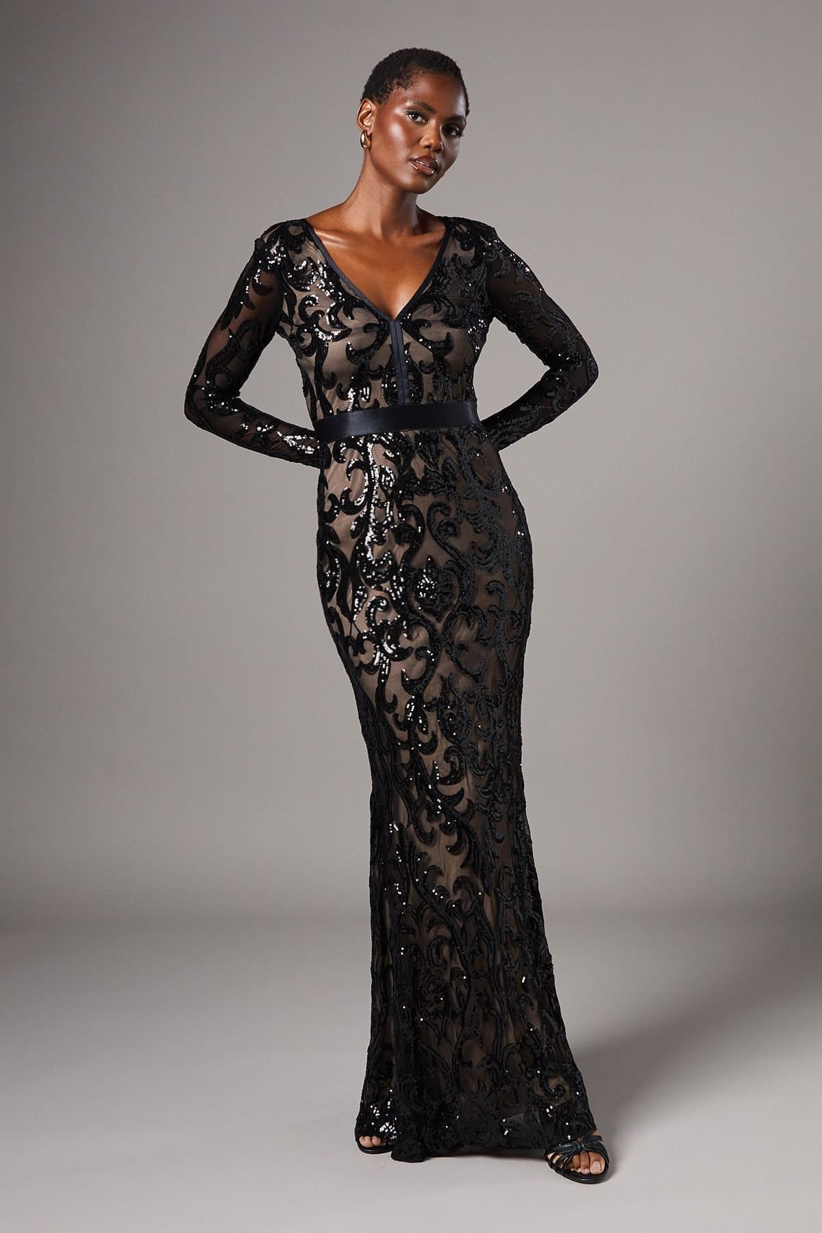 Coast Coast Women's Long Sleeve Sequin Maxi Dress in Black
