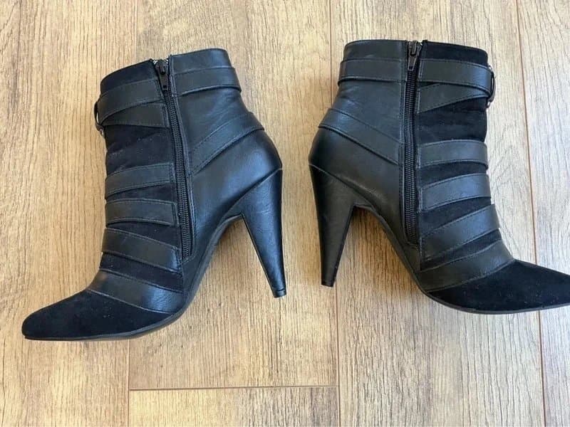 New Look Black Heeled Boots by New Look -Size 7