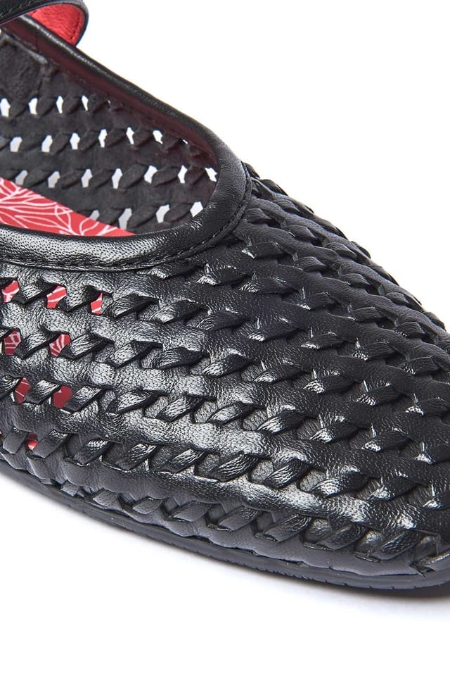 Moshulu Moshulu Women's 'Wenna' Mary Jane Woven Ballet Pump in Black - 3