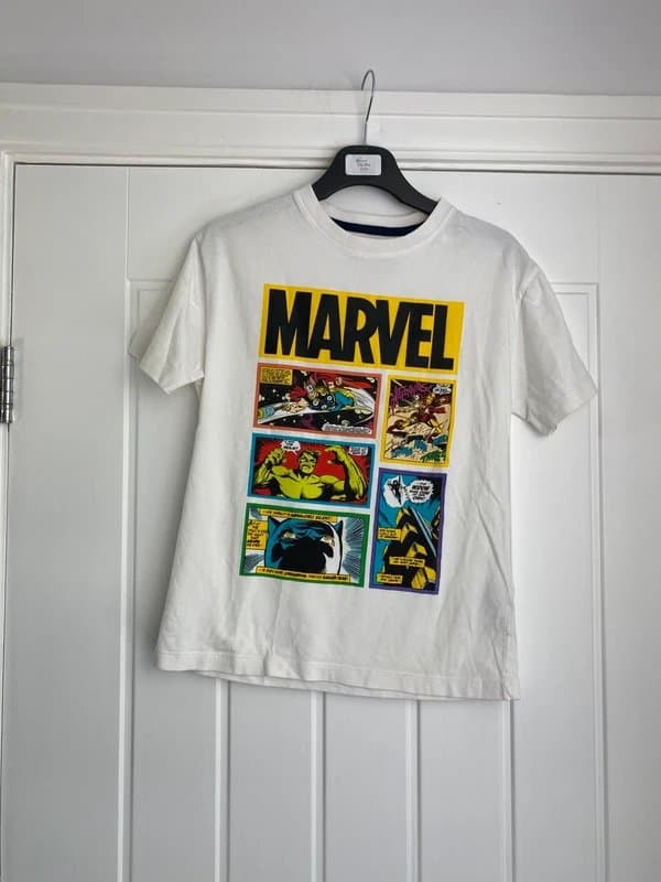 Marks & Spencer Boys Marvel Graphic T-Shirt M&S Age 8-9 Years