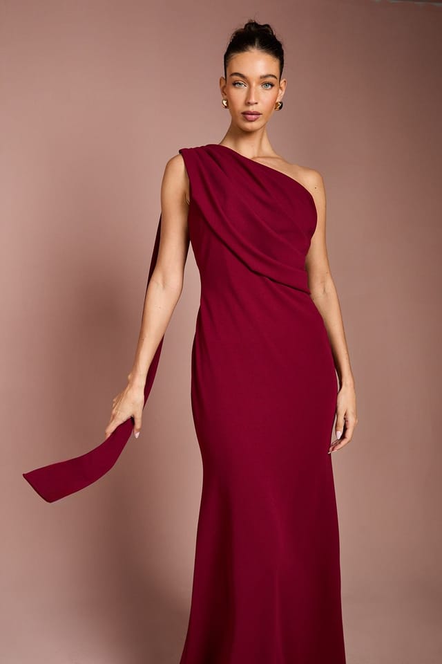 Coast Coast Women's One Shoulder Stretch Crepe Maxi Dress in Wine - 2