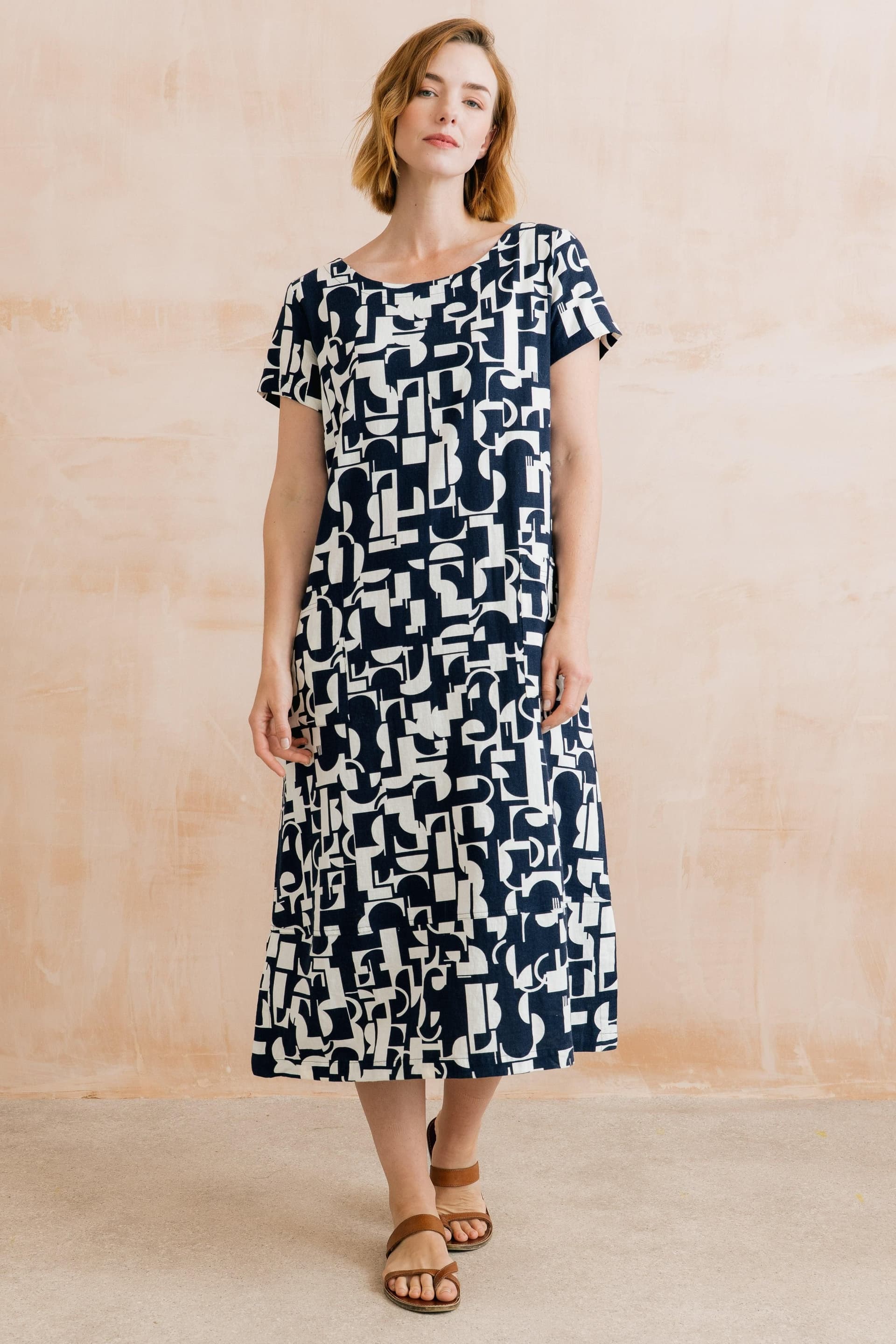 Lily & Me Lily & Me Women's Summer Breeze Linen Blend Dress in Navy
