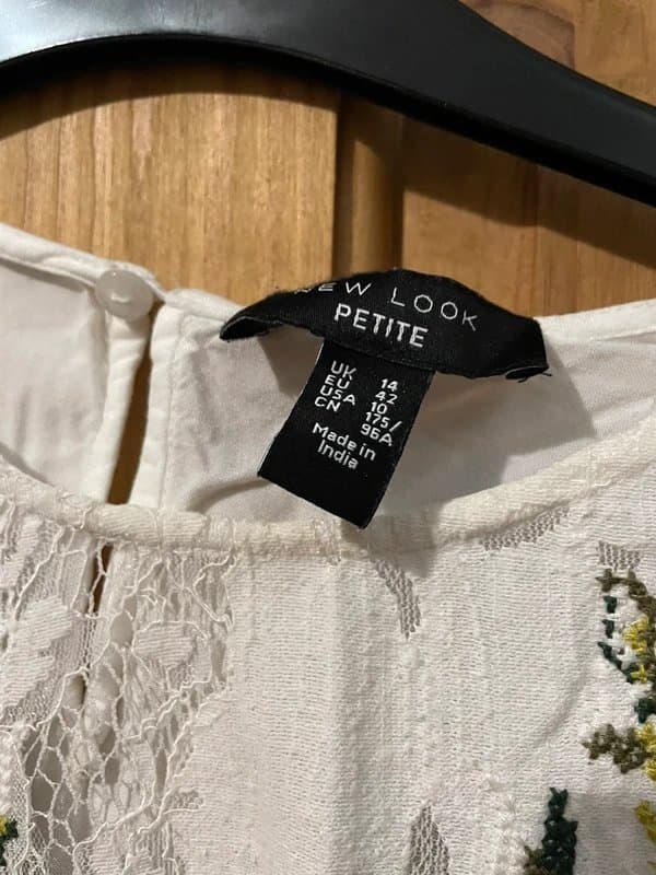 New Look Embroidered top