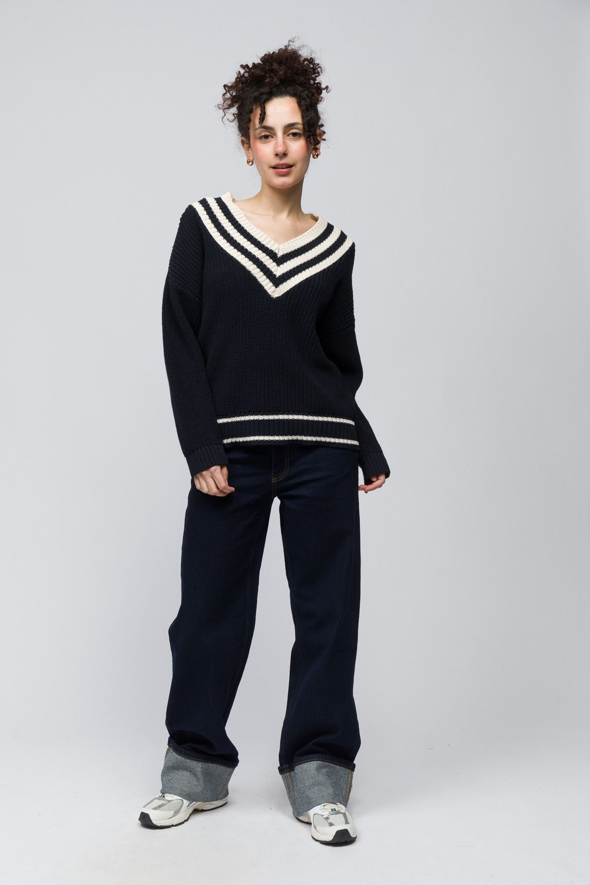 Dexia Dexia Women's Stylish Navy Jumper with Elegant Details - 2
