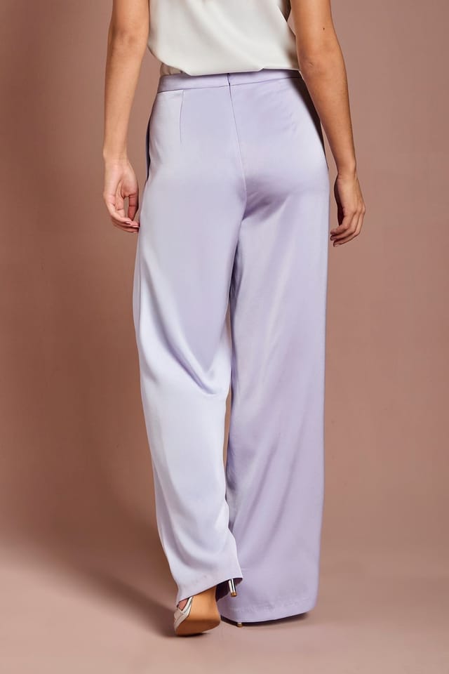 Coast Coast Women's Satin Flare Trouser in Lilac - 3