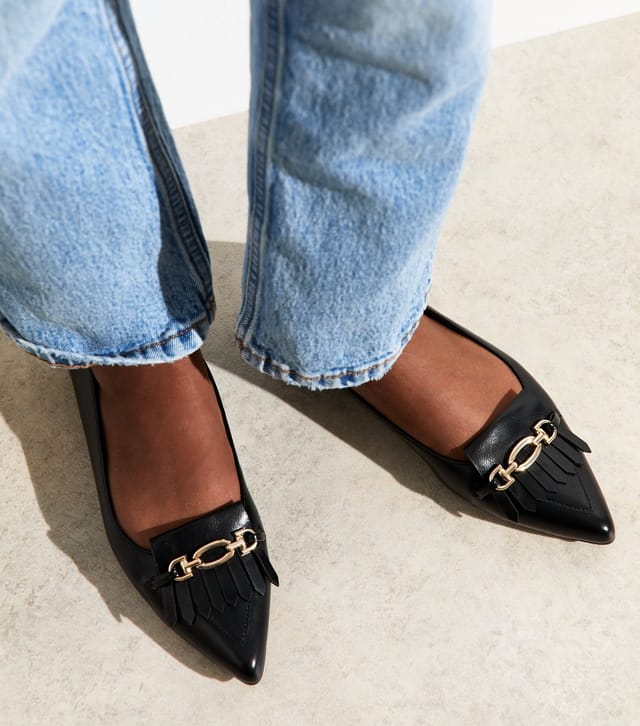 New Look Women's Black Faux Leather Chain Detail Ballet Flats Vegan New Look - 2