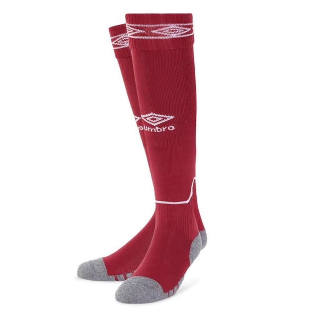 Umbro Umbro Men's Diamond Football Socks in Scarlet - 2