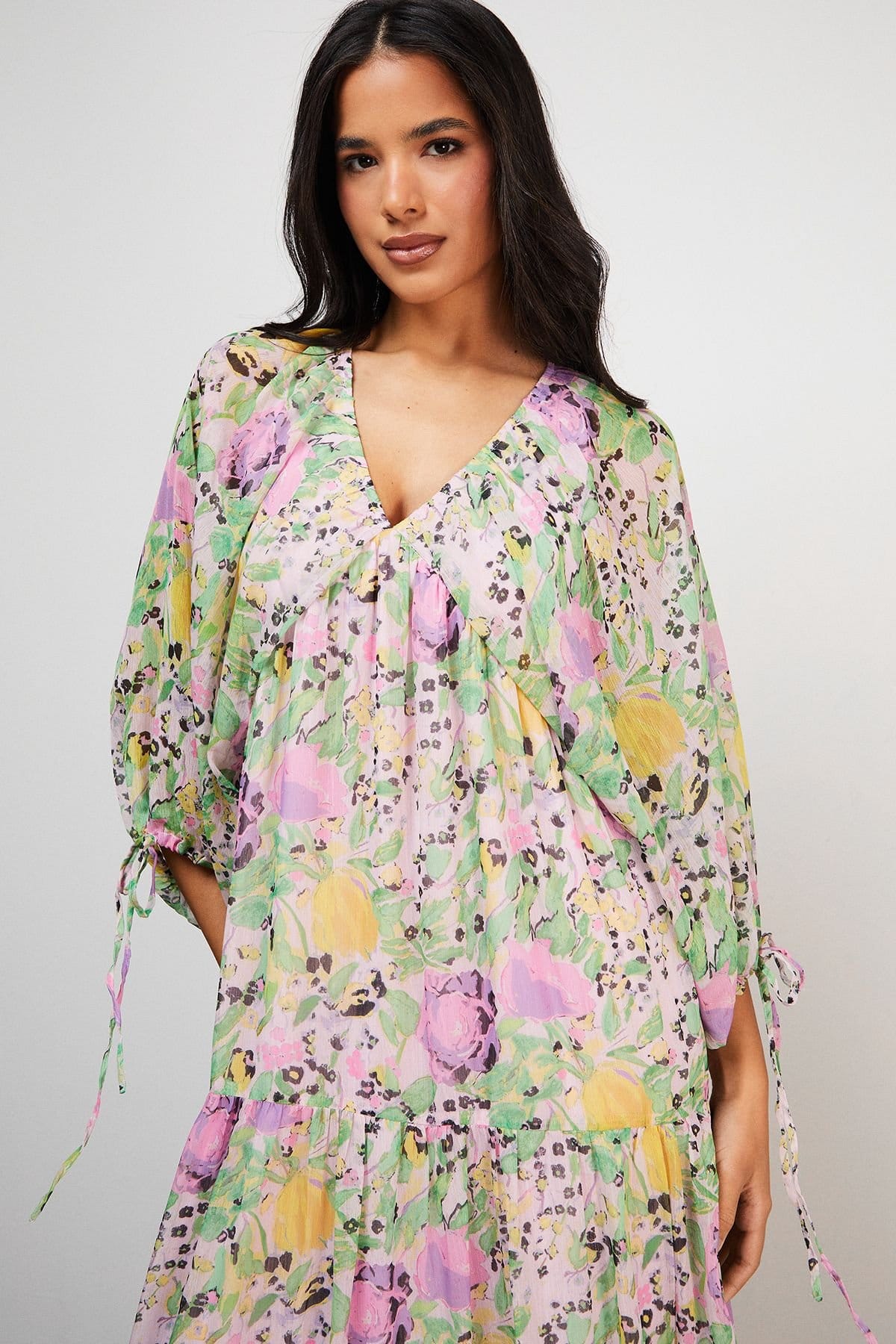 Warehouse Warehouse Women's Chiffon Batwing Midi Dress in Floral - 4