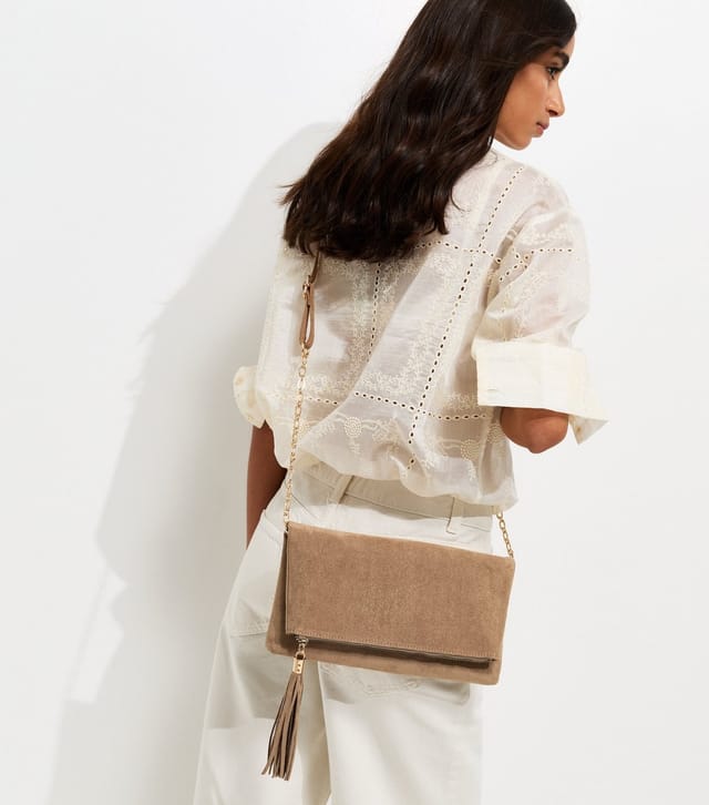 New Look Camel Faux Suede Tassel Charm Clutch Bag Vegan New Look - 2