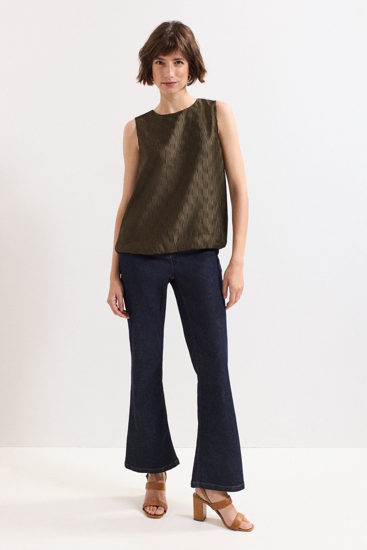 Phase Eight Phase Eight Women's Zula Textured Bubble Sleeveless Blouse in Dark Olive - 3