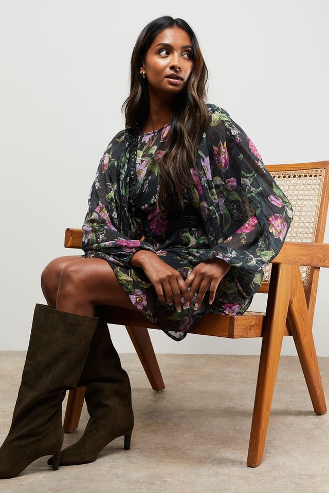 Oasis Oasis Women's Printed Trim Detail Batwing Mini Dress in Floral - 2