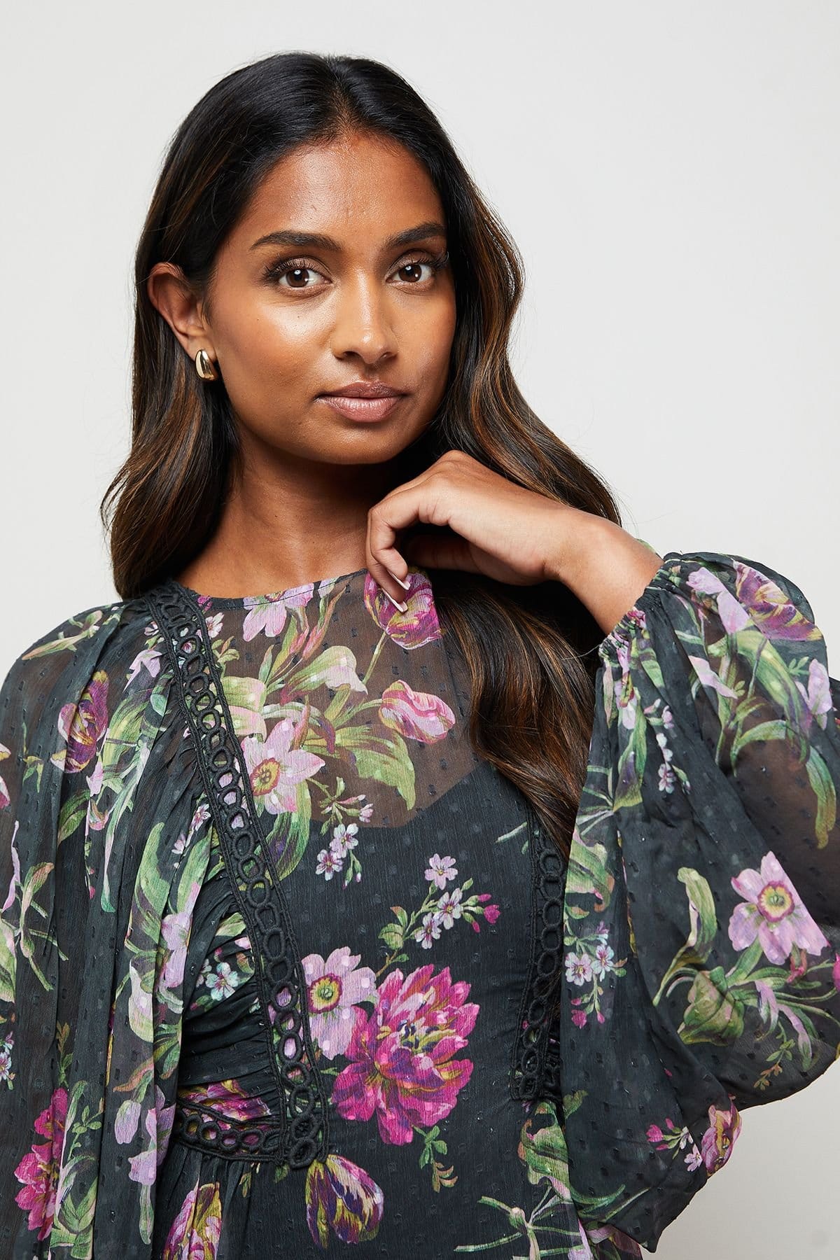 Oasis Oasis Women's Printed Trim Detail Batwing Mini Dress in Floral - 4