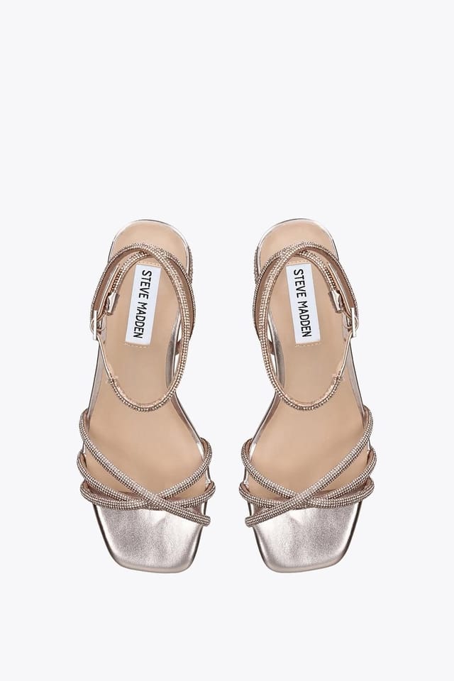 Steve Madden STEVE MADDEN Women's 'Cerena Gold' Fabric Sandals in Gold - 2