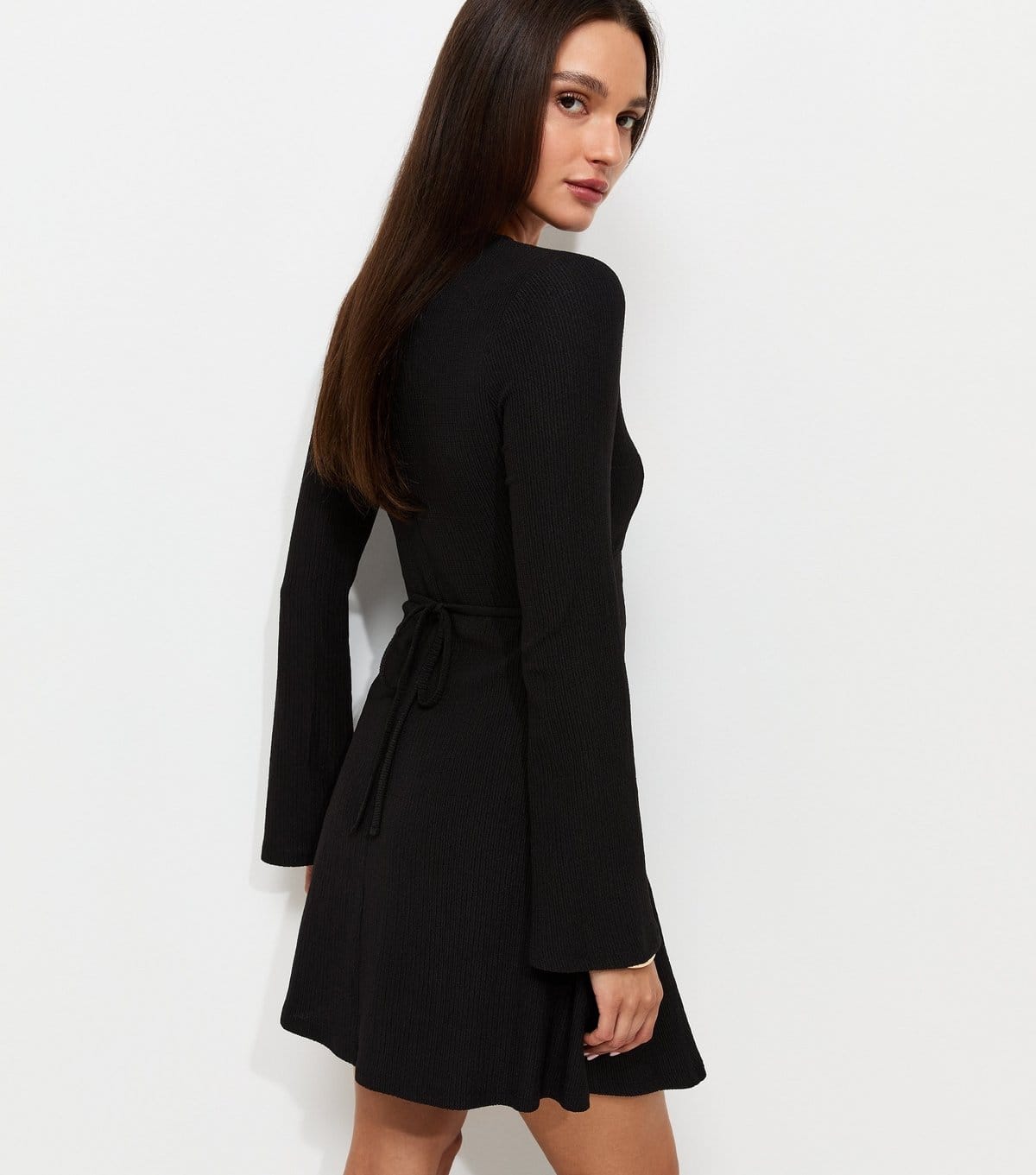 New Look Women's Black Long Sleeve Crinkle Texture V-Neck Flared Mini Dress New Look - 4