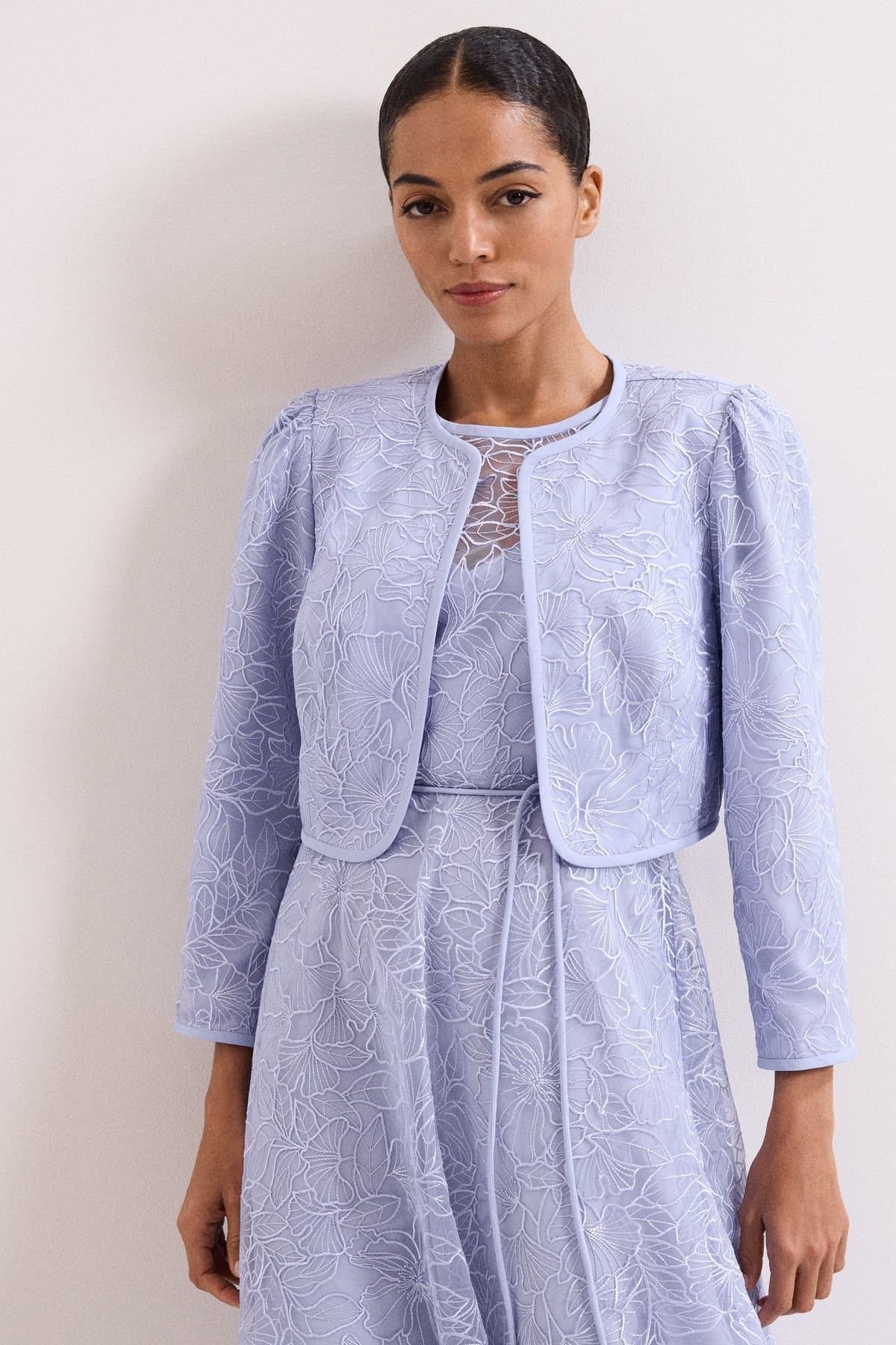 Phase Eight Phase Eight Women's Sakura Embroidered Cropped Jacket in Pale Blue