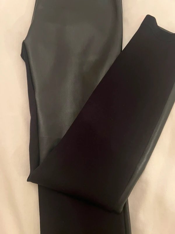 Never Fully Dressed Grab yourself a bargain !! Never fully dressed, Faux leather/polyester trousers size 6 - 1