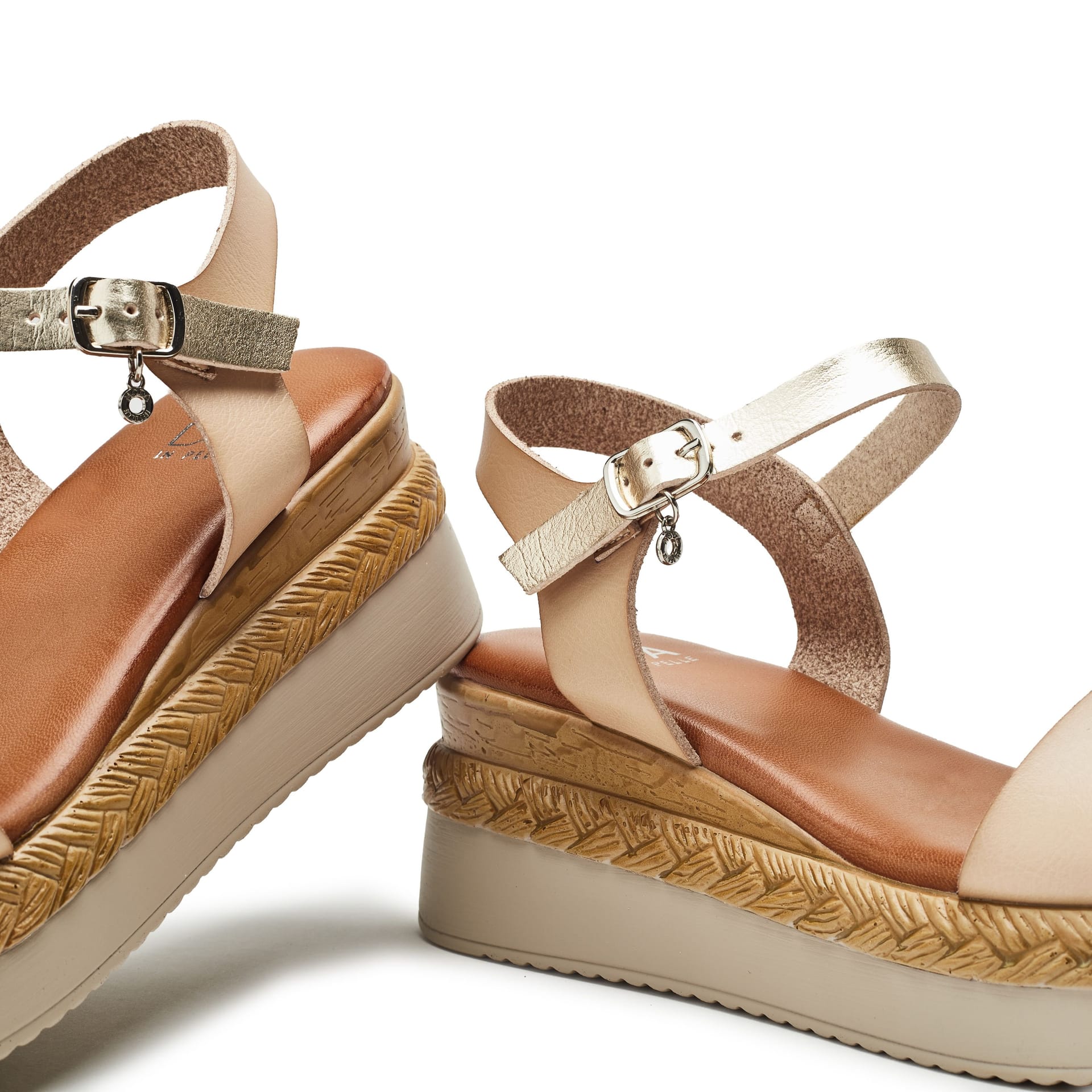 Moda In Pelle Moda In Pelle Women's 'Nyx' Porvair Wedges in Off-White - 4