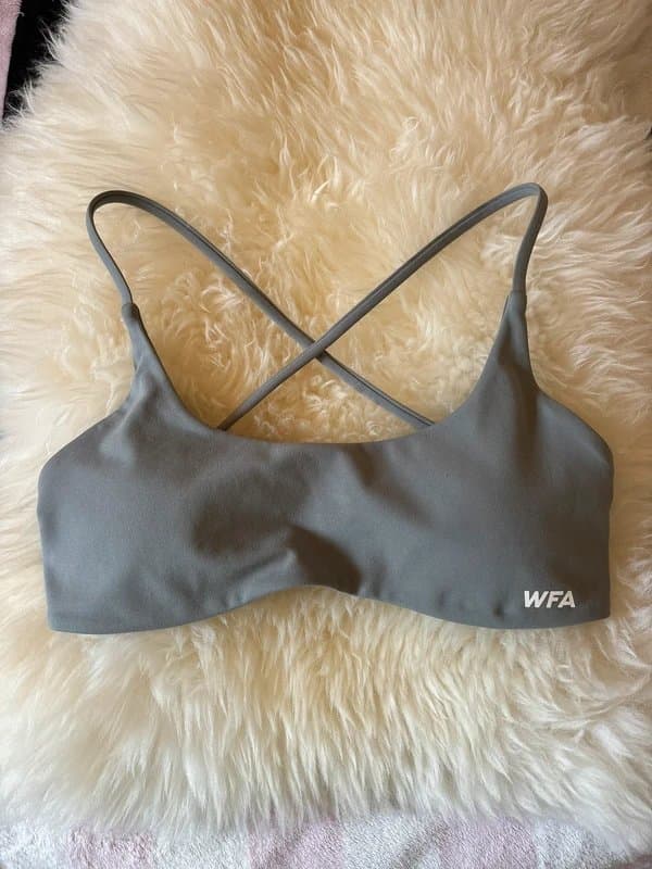 White Fox White Fox Grey Active Sport Bra - Size Small (Fits XS)