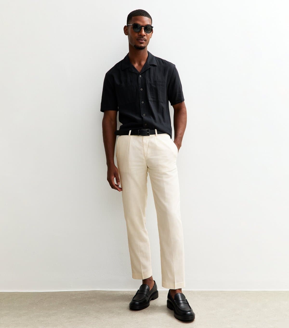 jack & jones Men's White Relaxed Fit Tailored Trousers Jack & Jones New Look