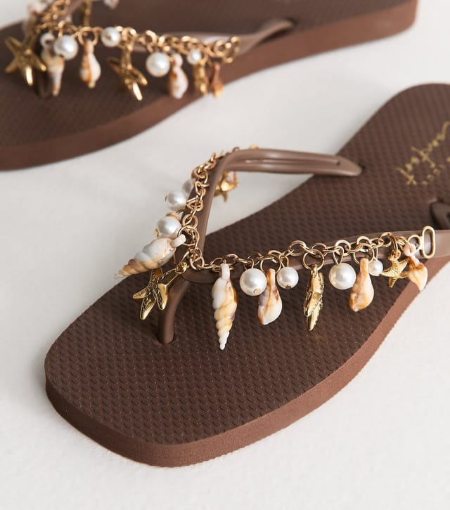 New Look Women's Dark Brown Fishing Charm Flip Flops Vegan New Look - 3