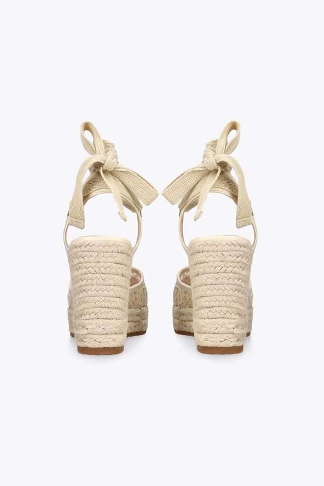 Steve Madden STEVE MADDEN Women's 'Osborn Cream' Fabric Sandals in Cream - 3