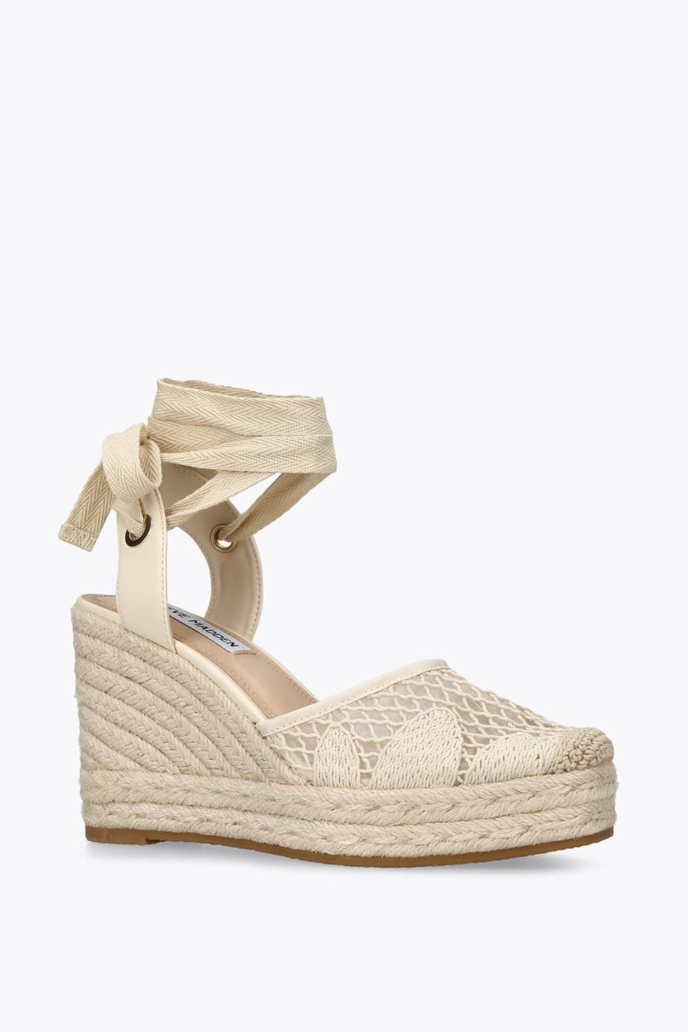 Steve Madden STEVE MADDEN Women's 'Osborn Cream' Fabric Sandals in Cream - 4