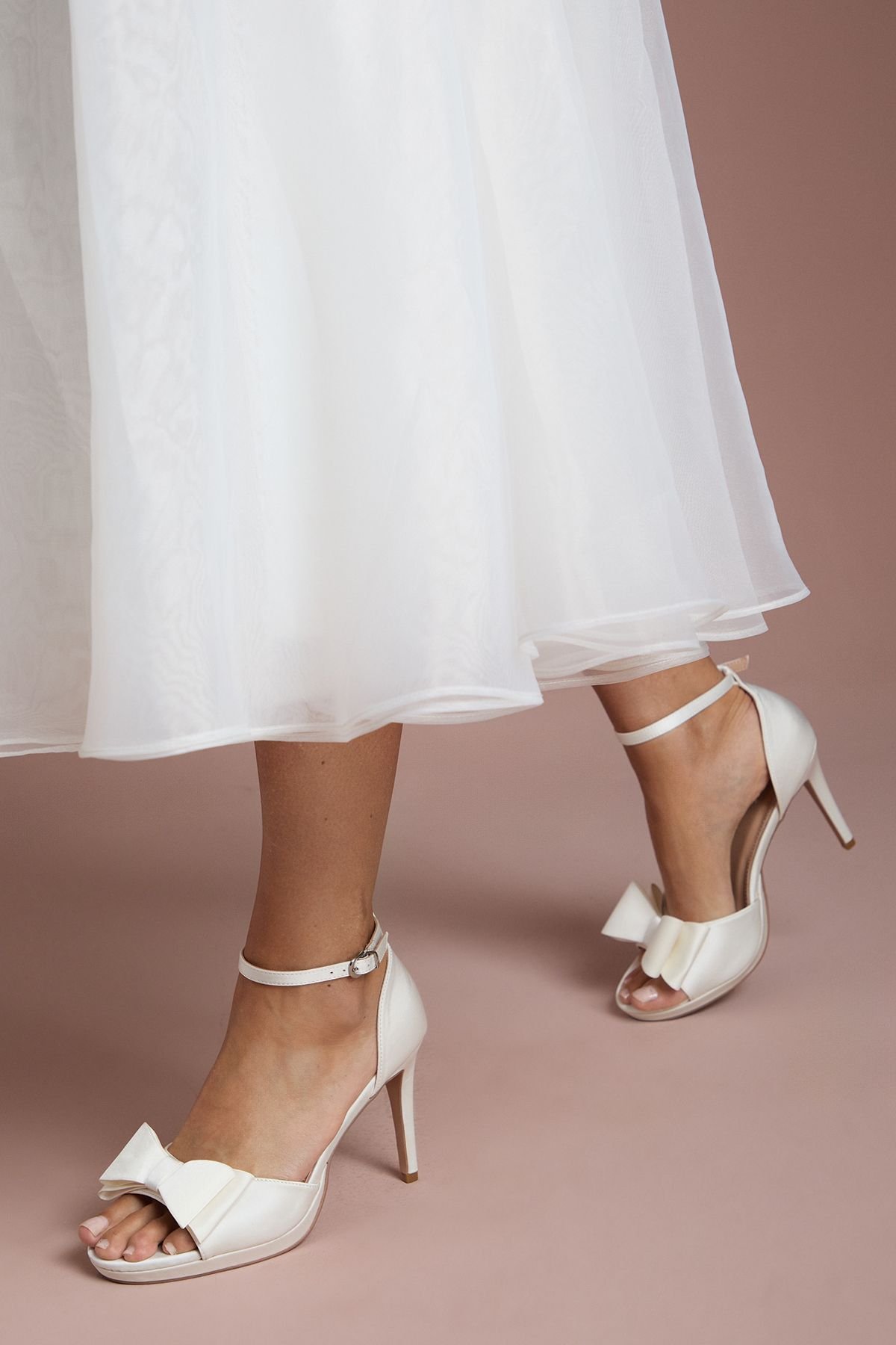 Coast Coast Women's Bridal Tala Satin Structured Bow High Heel Platform Sandals in White - 3