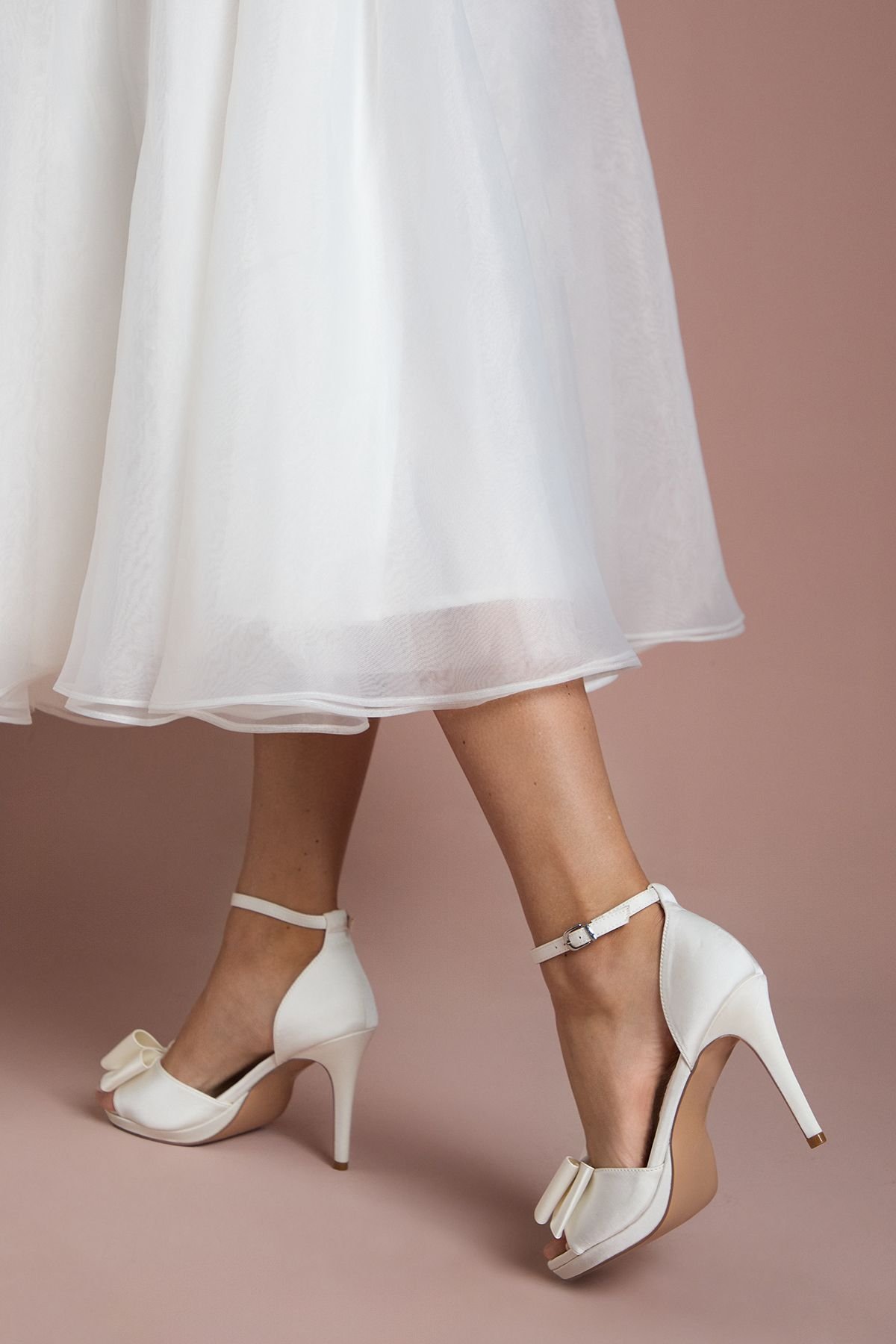 Coast Coast Women's Bridal Tala Satin Structured Bow High Heel Platform Sandals in White - 4