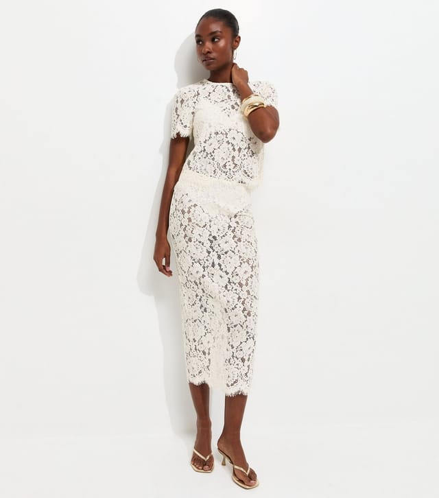 New Look Women's Off White Scalloped Lace Short Sleeve Top New Look - 3