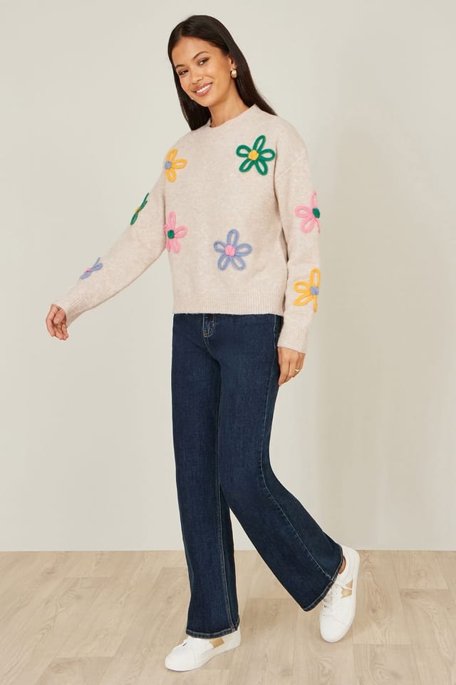 Yumi Yumi Women's Oatmeal Relaxed Flower Embroidered Jumper in Beige - 3