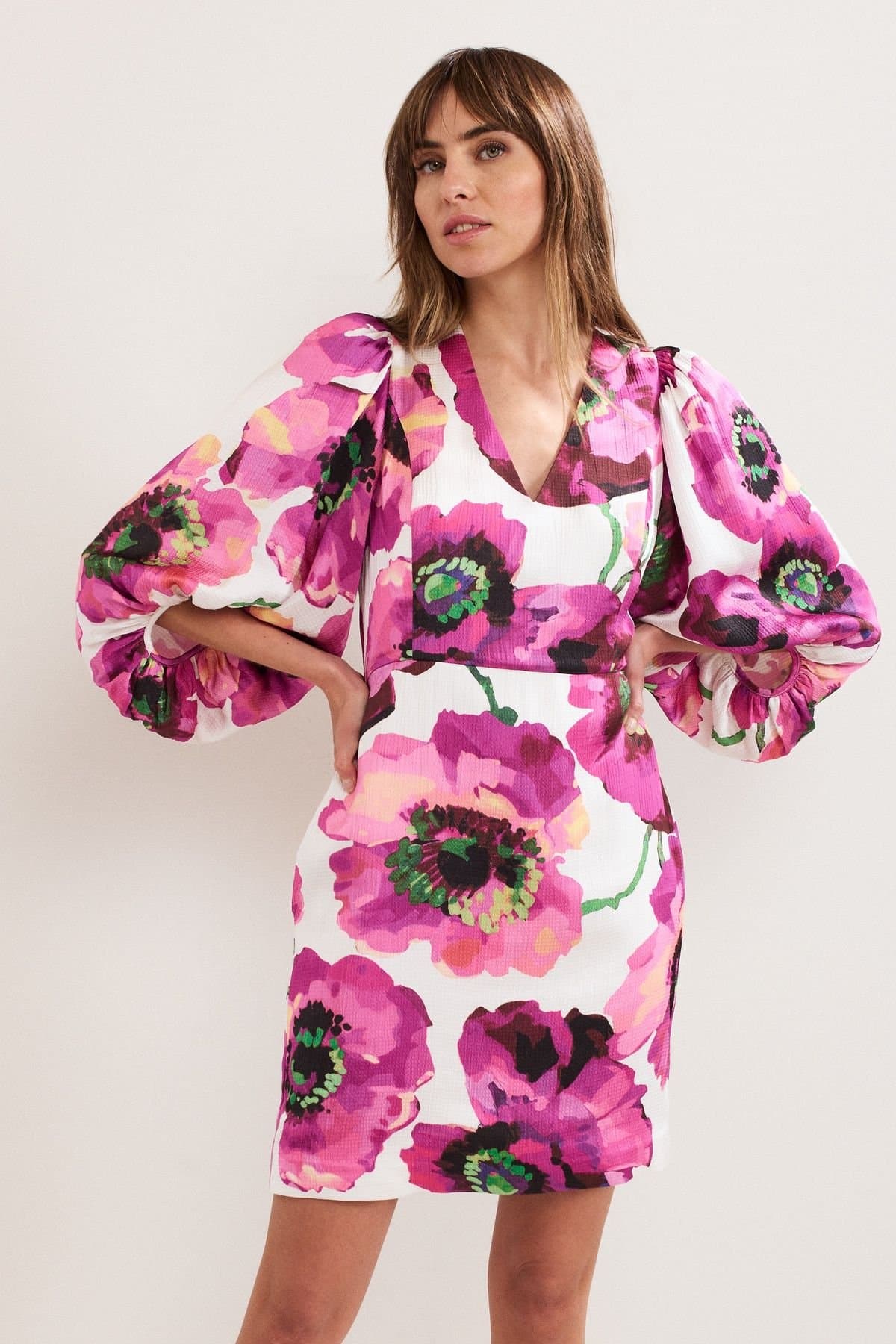 Phase Eight Phase Eight Women's Fiona Puff Sleeve V-Neck Dress in Pink