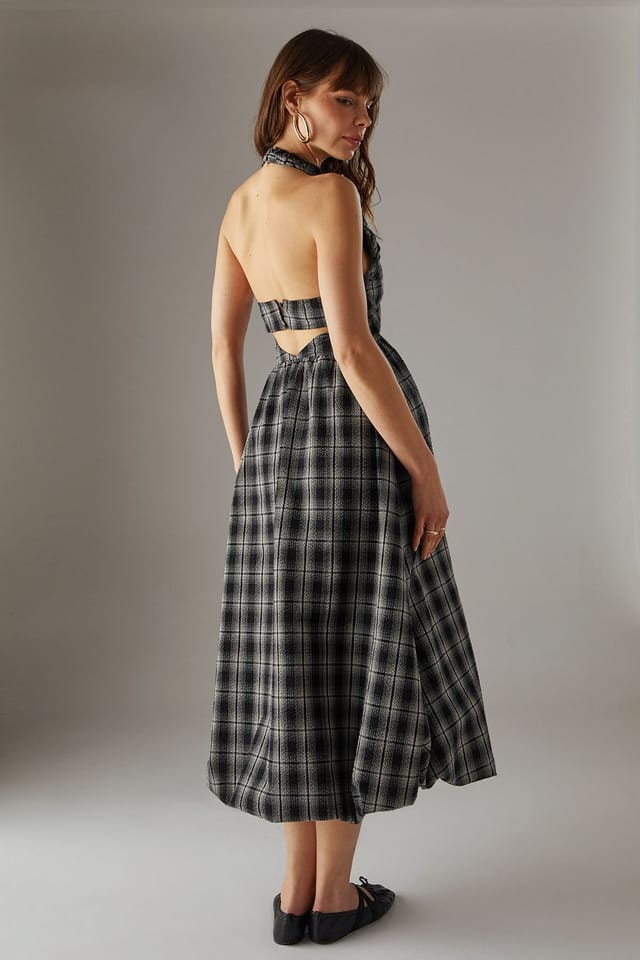 Warehouse Warehouse Women's Check Halter Open Back Puff Ball Midi Sundress in Black - 3