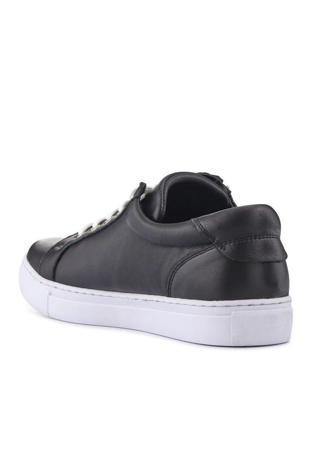Jones Bootmaker Jones Bootmaker Women's Padova2 Leather Lace-Up Trainers in Black - 3